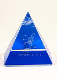 Хрустальная пирамида «Зодиак» (синяя, радужная), знак — Скорпион